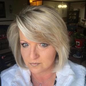 Meet your Posher, Vicky